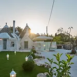 I Trulli Di Cosimo Luxury בית נופש *