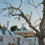 בית נופש I Trulli Di Cosimo Luxury מרטינה פרנקה
