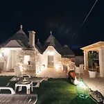 I Trulli Di Cosimo Luxury בית נופש