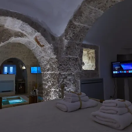 I Trulli Di Cosimo Luxury * מרטינה פרנקה