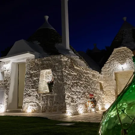 I Trulli Di Cosimo Luxury בית נופש *