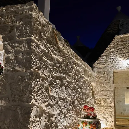 I Trulli Di Cosimo Luxury בית נופש *